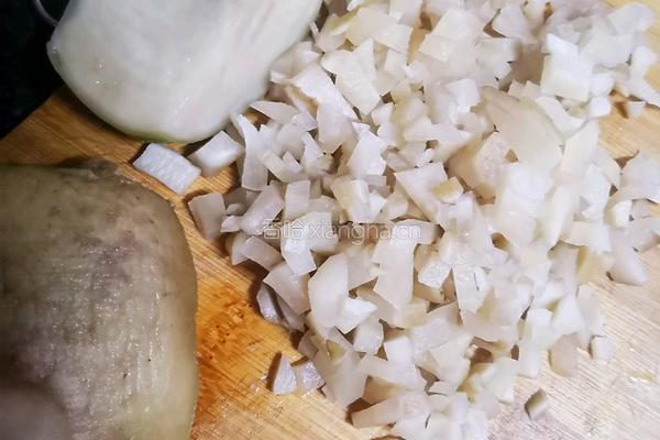 麻麻香豆干肉沫炒咸菜的做法图解2