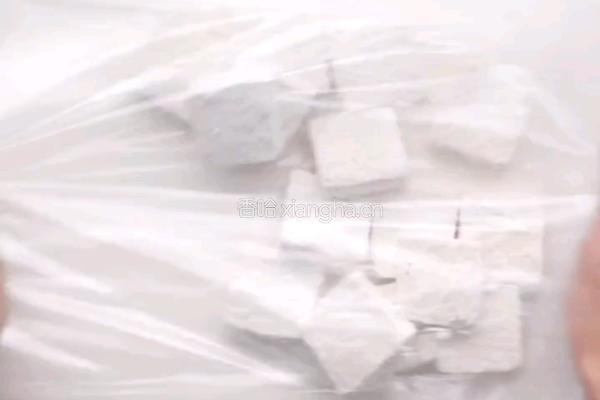 香甜浇汁豆腐的做法图解3