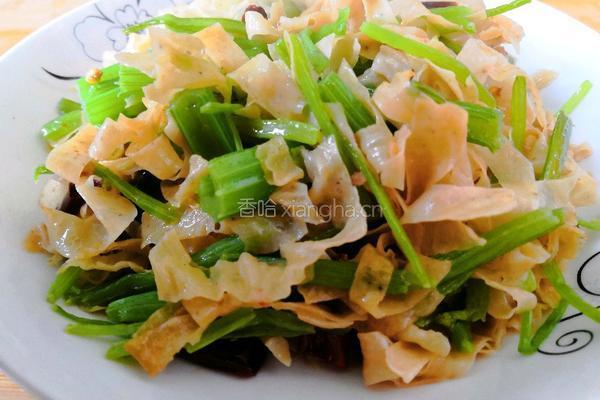 芹菜豆腐皮的做法图解9
