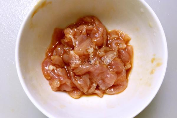 莴笋炒肉的做法图解2