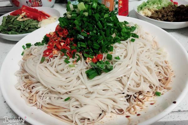 葱油拌面的做法图解4