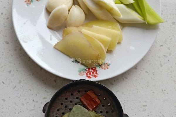 炖排骨的做法图解3