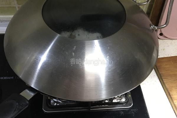 盐焗鹌鹑蛋的做法图解7