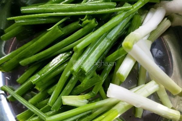 鲜鲍鱼焖鸡的做法图解4