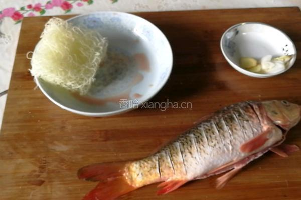 糖醋鲤鱼的做法图解2