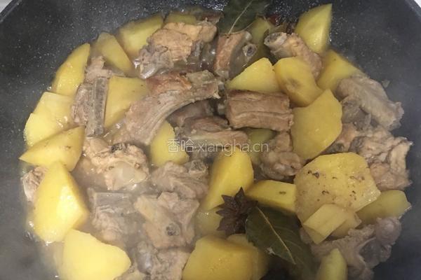 排骨炖土豆的做法图解7