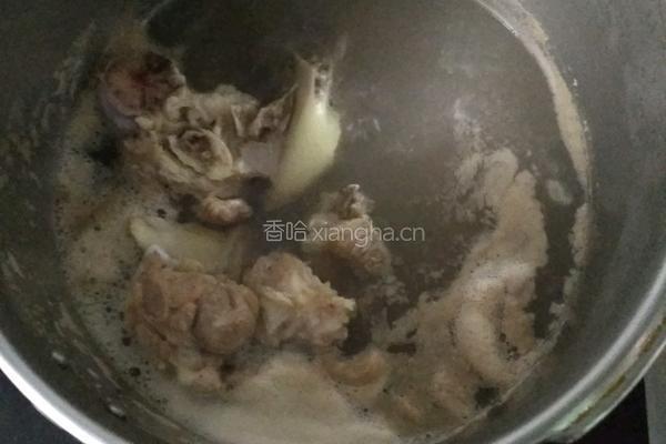 大骨干贝香菇粥的做法图解2