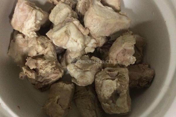 家常红烧排骨的做法图解1