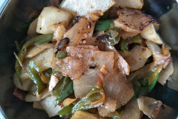 腊肉炒地瓜的做法图解5