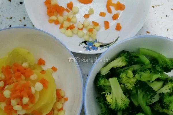土豆沙拉圣诞树的做法图解4
