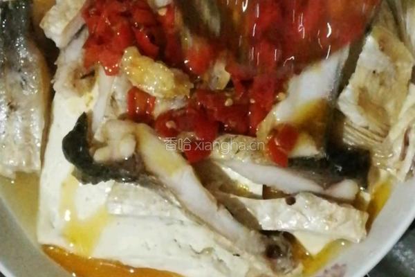老豆腐蒸咸草鱼的做法图解6