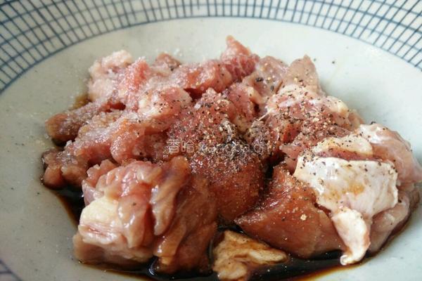 豌豆牛肉粒的做法图解3