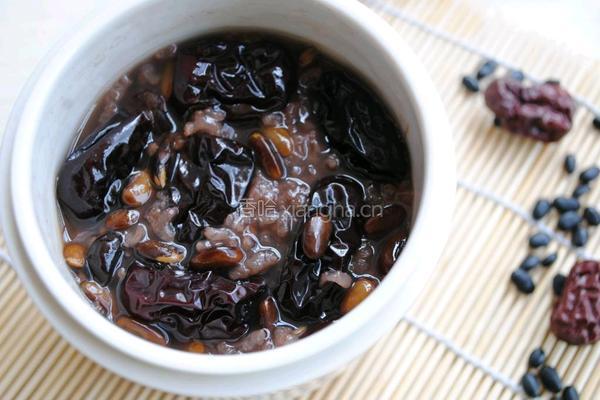 黑豆大枣粥的做法图解5