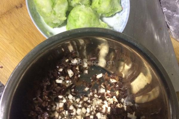 素菜馅饺子的做法图解1