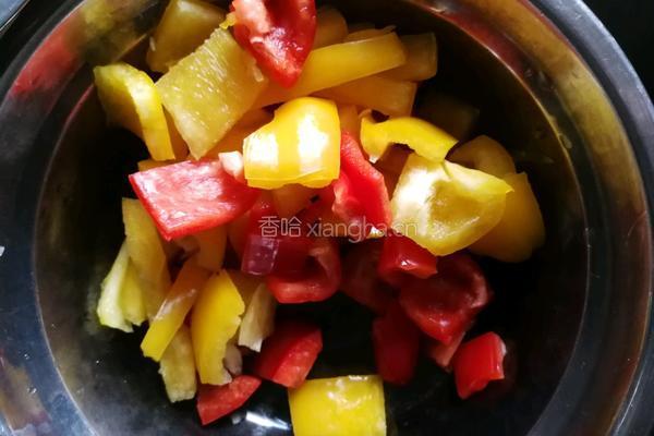 菠萝咕噜肉的做法图解3