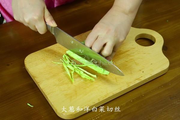 韩式辣海鲜面的做法图解3