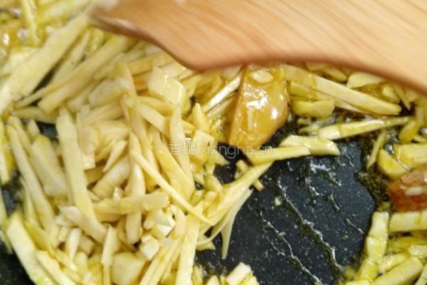 冬笋烧梅干菜的做法图解8