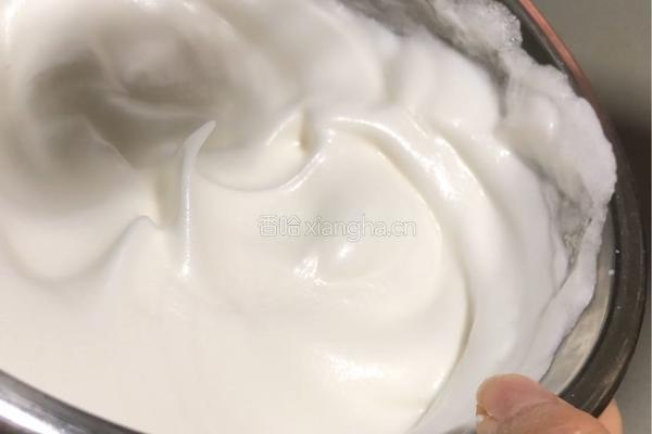 戚风蛋糕的做法图解6