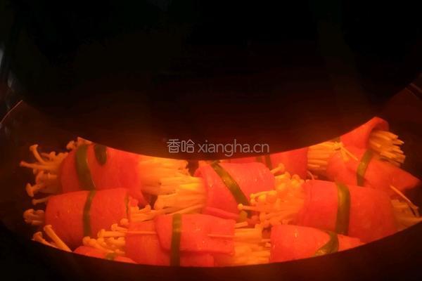 培根金针菇的做法图解3