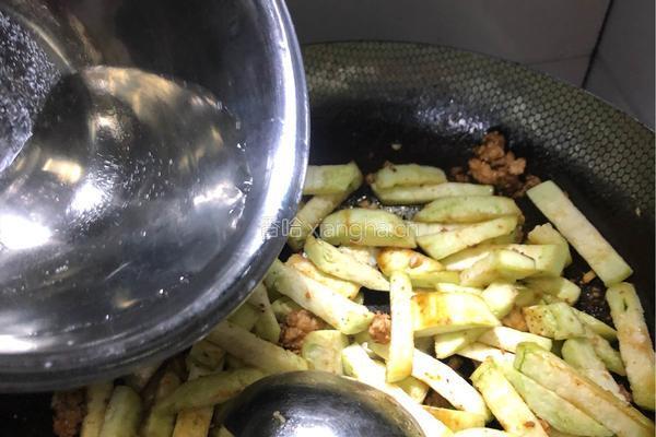 肉沫茄条的做法图解11