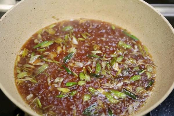 蒜苗煎豆腐的做法图解6