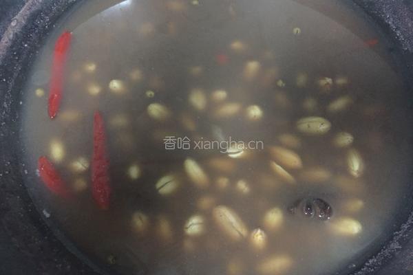 凉拌西芹花生的做法图解9