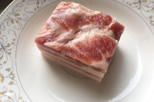 黄豆芽炒肉的做法图解1