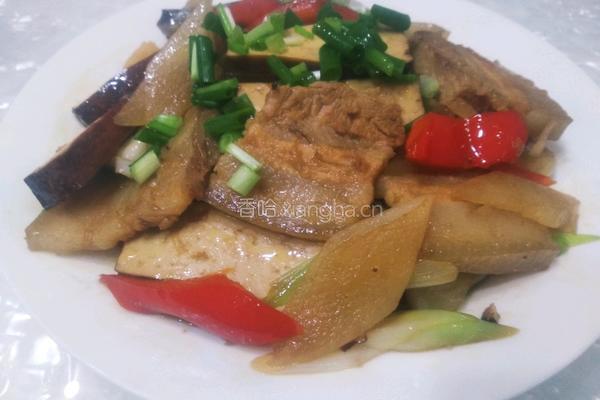 白萝卜香干炒五花肉的做法图解10