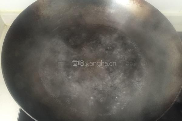 凉拌木耳花生的做法图解3