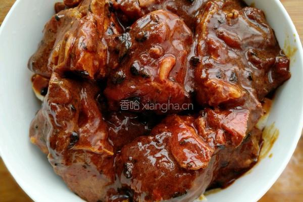 香芋蒸排骨的做法图解5