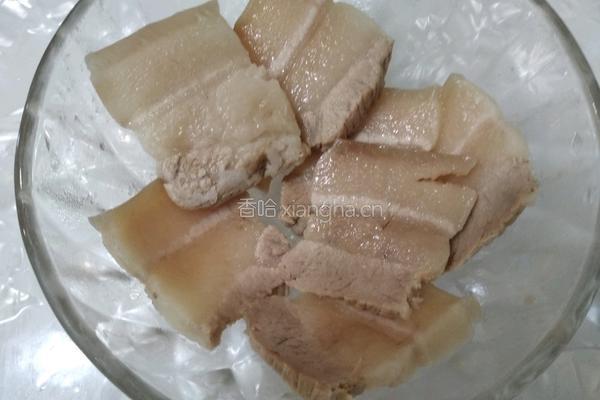豆豉青椒炒五花肉的做法图解2