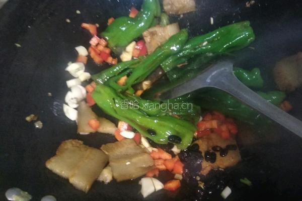 豆豉青椒炒五花肉的做法图解7
