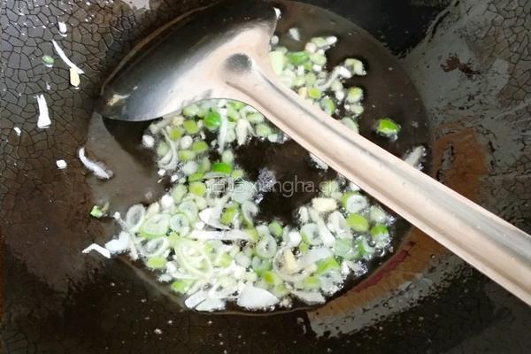 清蒸银鲳鱼的做法图解4
