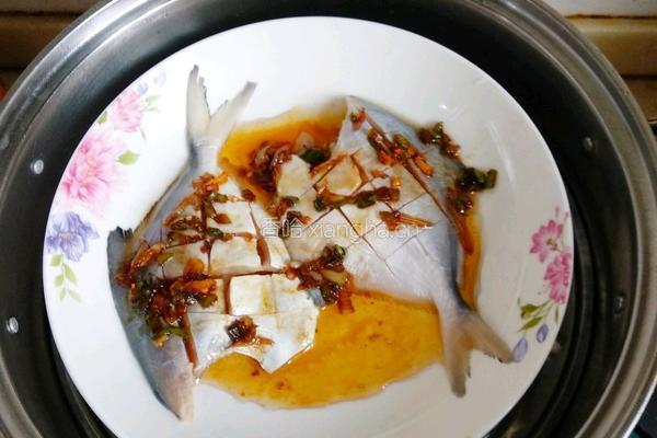 清蒸银鲳鱼的做法图解8