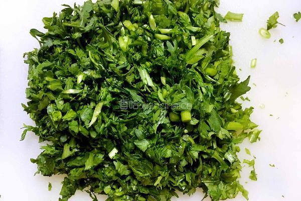 茼蒿丸子的做法图解2