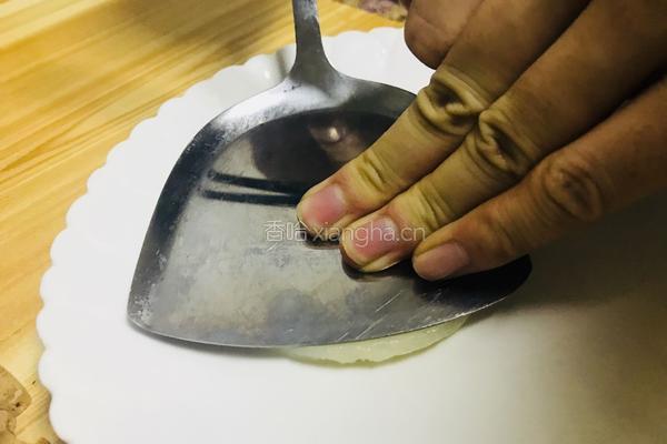 煎粘豆包的做法图解3