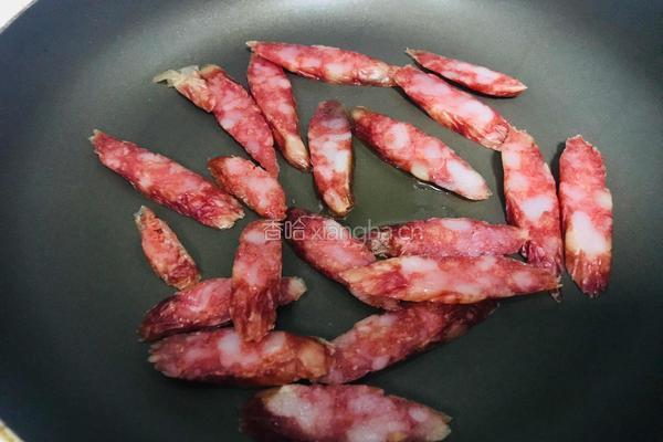 荷兰豆炒腊肠的做法图解5