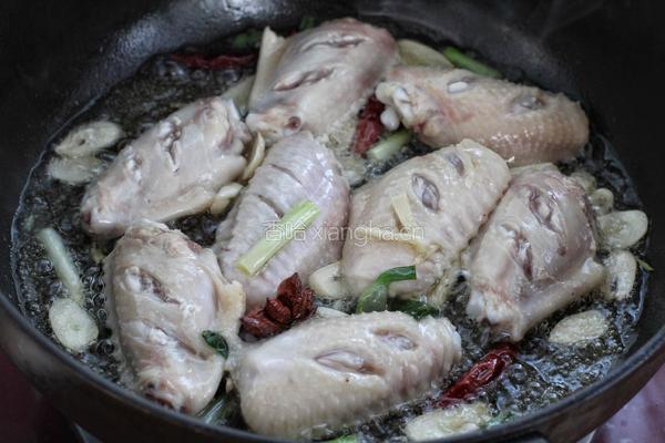 红烧腐竹鸡翅炖土豆的做法图解5
