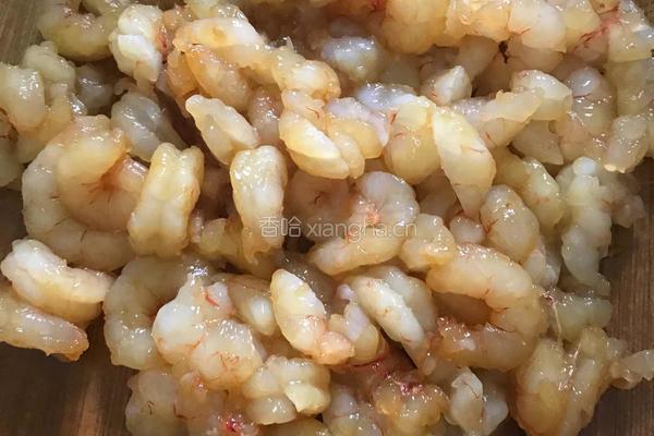 韭菜虾仁肉彩色水饺的做法图解1