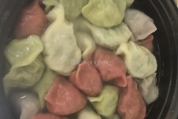 韭菜虾仁肉彩色水饺的做法图解8
