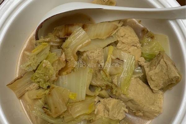 白菜炖冻豆腐的做法图解3