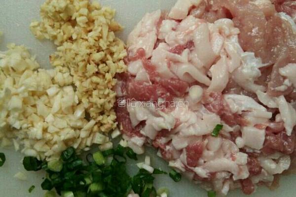 湖北炸酥肉的做法图解1