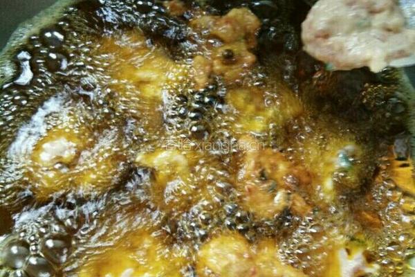 湖北炸酥肉的做法图解5