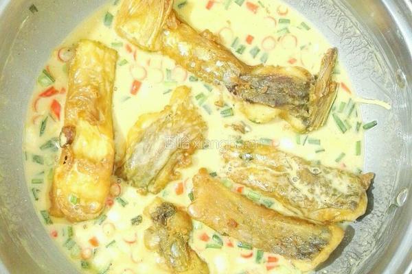 香辣脆酥炸鱼块的做法图解13