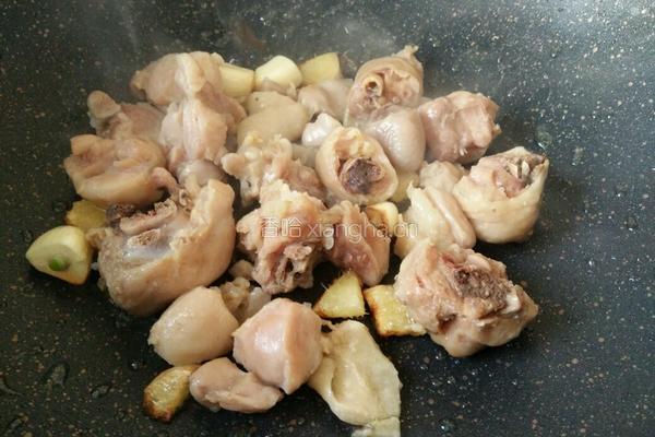 红烧板栗鸡块的做法图解8