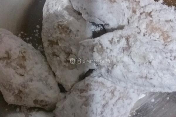 蒜香鸡翅的做法图解3