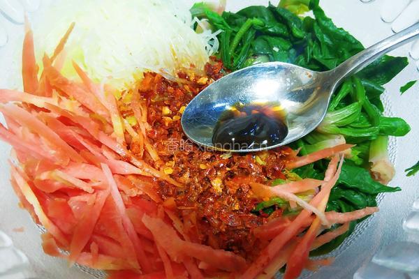 凉拌菠菜粉丝的做法图解10