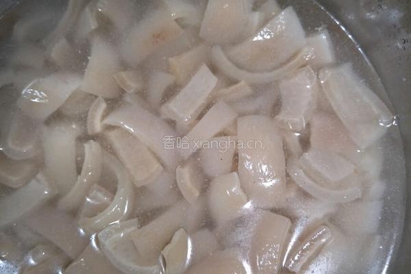 凉拌肉皮冻的做法图解5