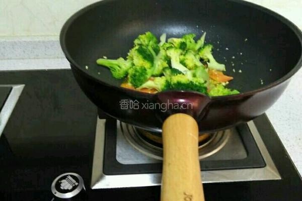 清炒西兰花的做法图解6