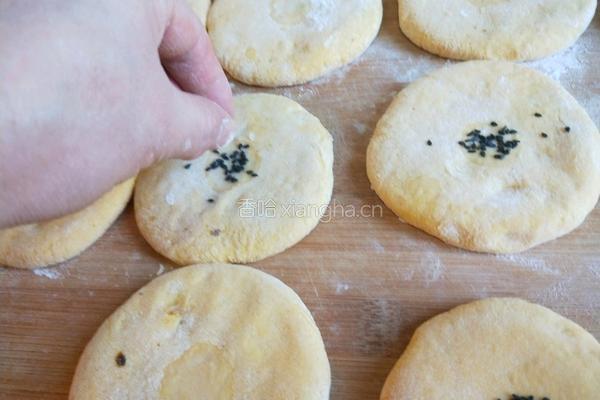 新文美食 南瓜红糖饼的做法图解12